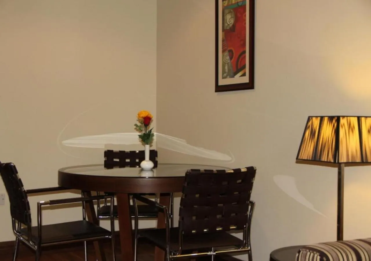 Downtown Plaza Hotel Apartment Pet Friendly Αμπού Ντάμπι 2*,